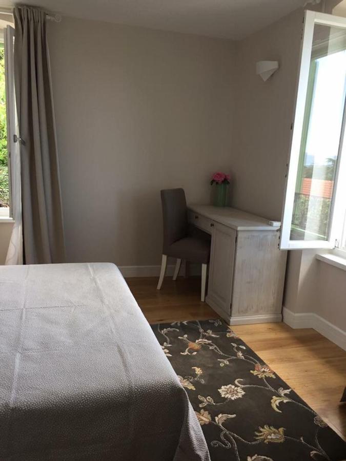 Dreibettzimmer mit Balkon