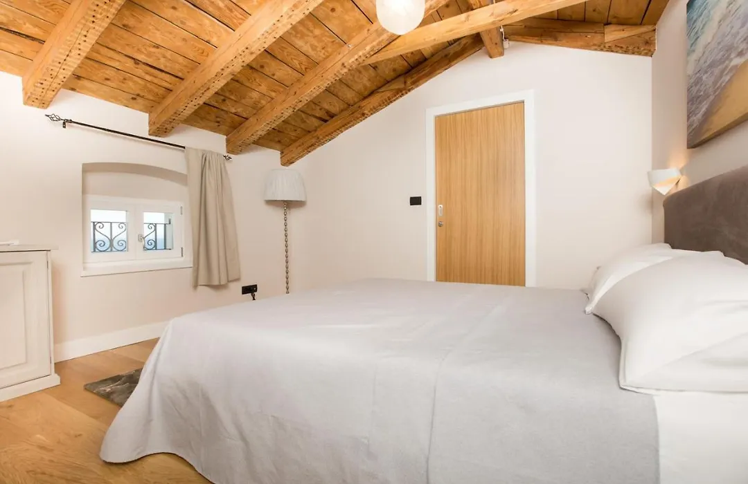 Bed And Breakfast Villa Maria-1